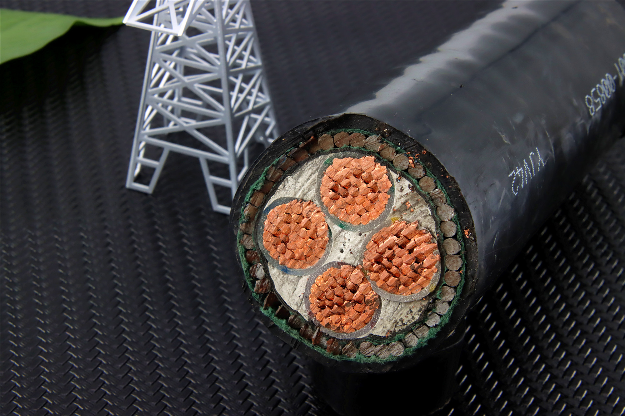 电力电缆的组成部分以及作用